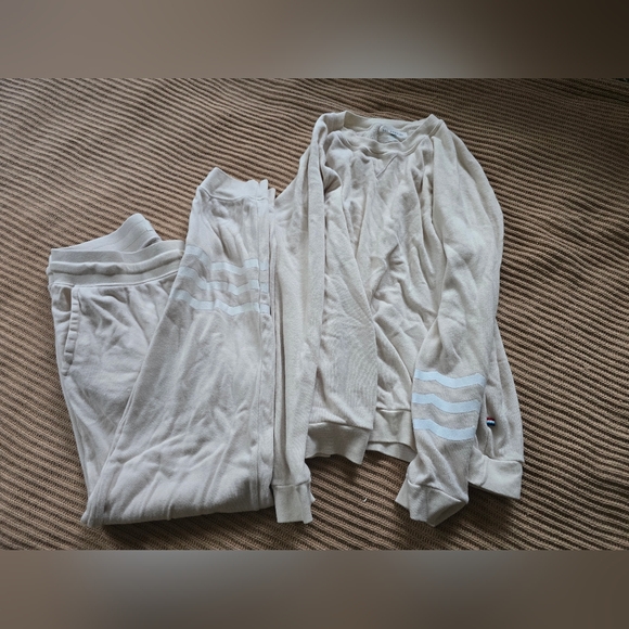 Sol Angeles Coastal Waves Pullover + Jogger Set - Picture 5 of 13